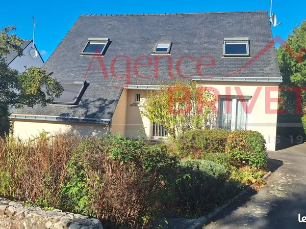 Propriété 5 pièces 141 m²