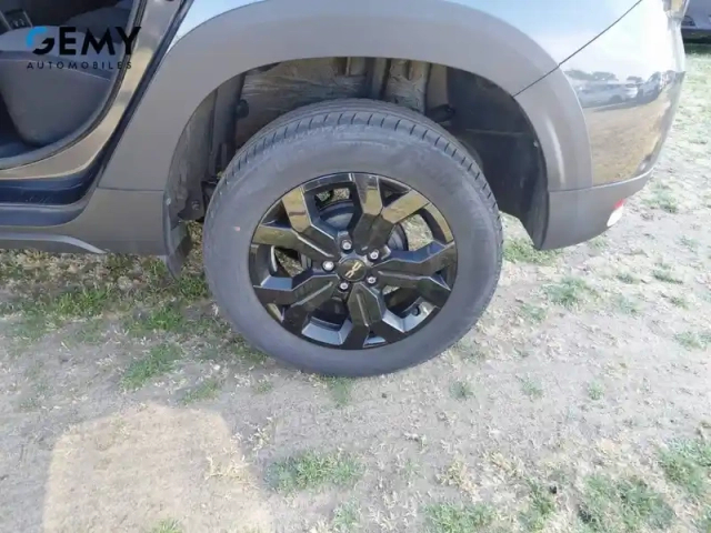 Dacia Duster eco-g 100 4x2 — photo 11