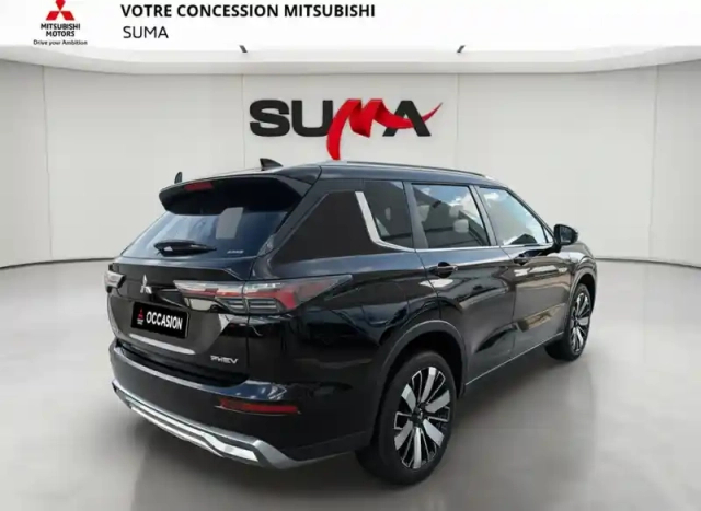 Mitsubishi Outlander 2.4 mivec phev 306 4wd — photo 4