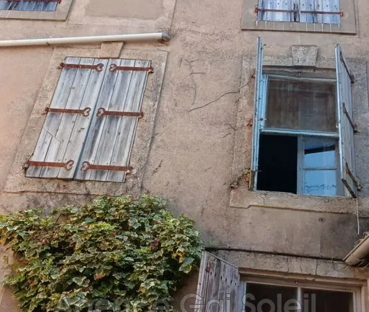 Maison 10 pièces 300 m²