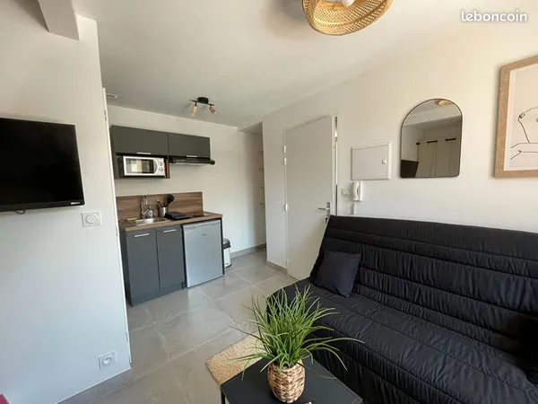 Studio 1 pièce 15 m²