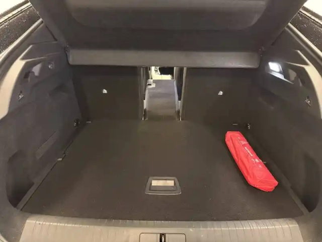 Peugeot 3008 hybrid 145 e-dcs6 — photo 81