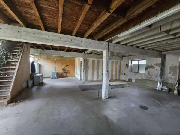 Commerce 4 pièces 140 m²