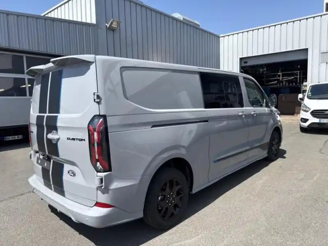 Ford Custom transit  fg 320 l2h1 2.5 duratec 232ch hybride recheargeable cabine approfondie sport cvt — photo 5