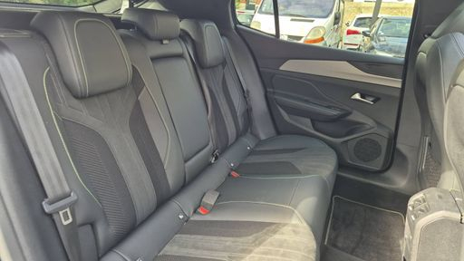 Peugeot 408 1.6 THP 225 Hybrid e-EAT8 - GT – 2022 – 58085 km – Hybride rechargeable – Boîte Automatique — photo 47