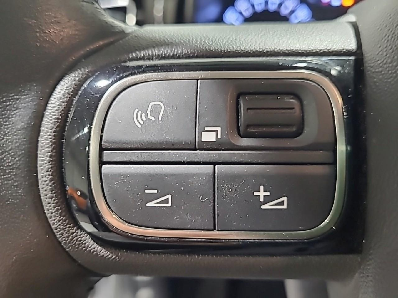Citroën C3 puretech 110 s&s eat6 shine — photo 23