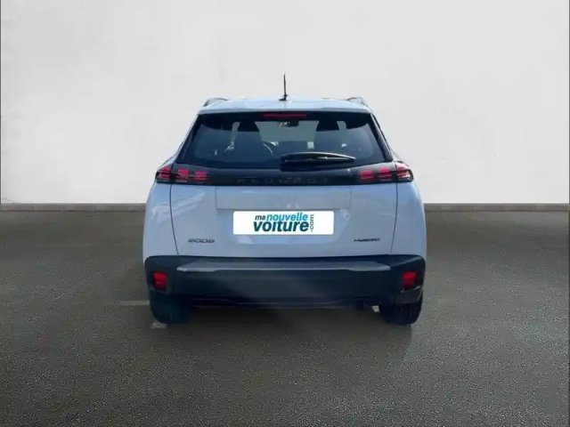 Peugeot 2008 hybrid 110 e-dcs6 — photo 5