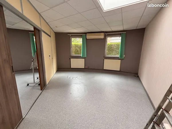 Location bureaux Lille - 71M² - proche grands axes et transports en commun