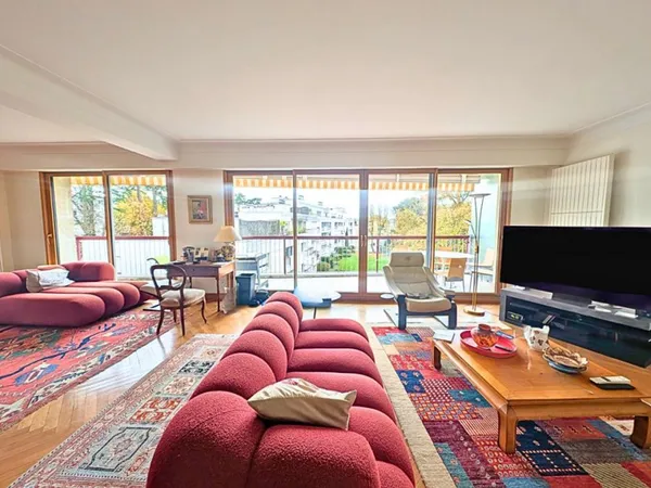 Appartement 6 pièces 160 m²