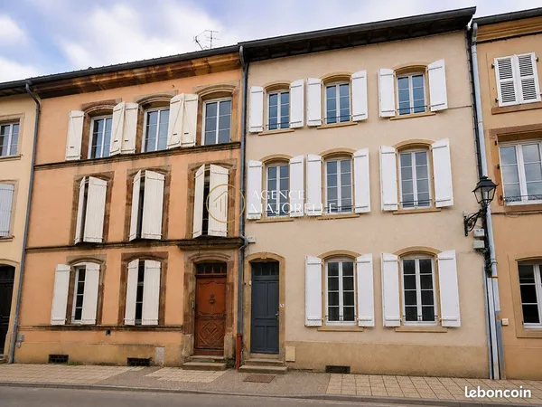 Immeuble 7 pièces 142 m²