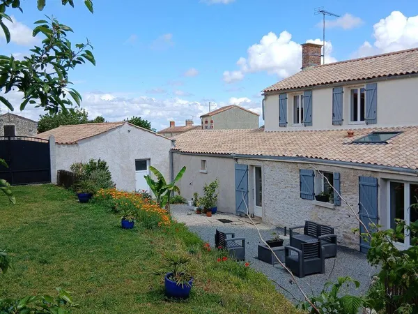 Maison 5 pièces 150 m²