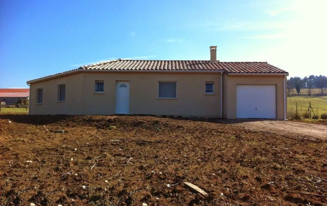 Photo 1