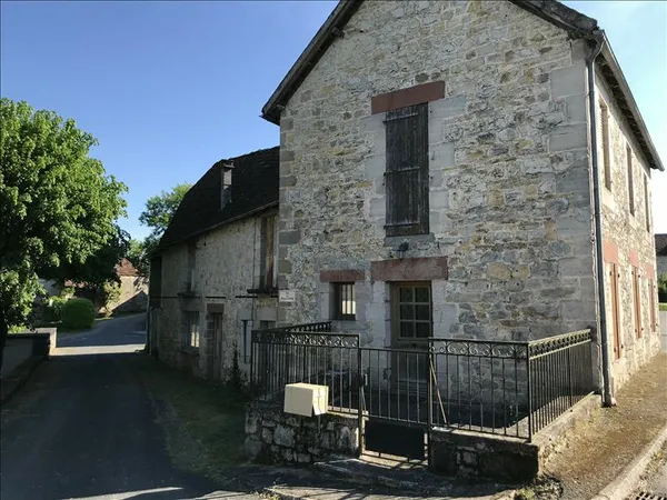 Maison 10 pièces 194 m²