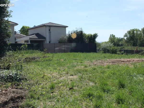 Terrain 609 m² Rillieux-la-Pape