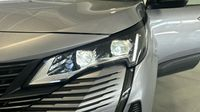 Peugeot 3008 HYBRID 225ch GT Pack e-EAT8 — photo 17