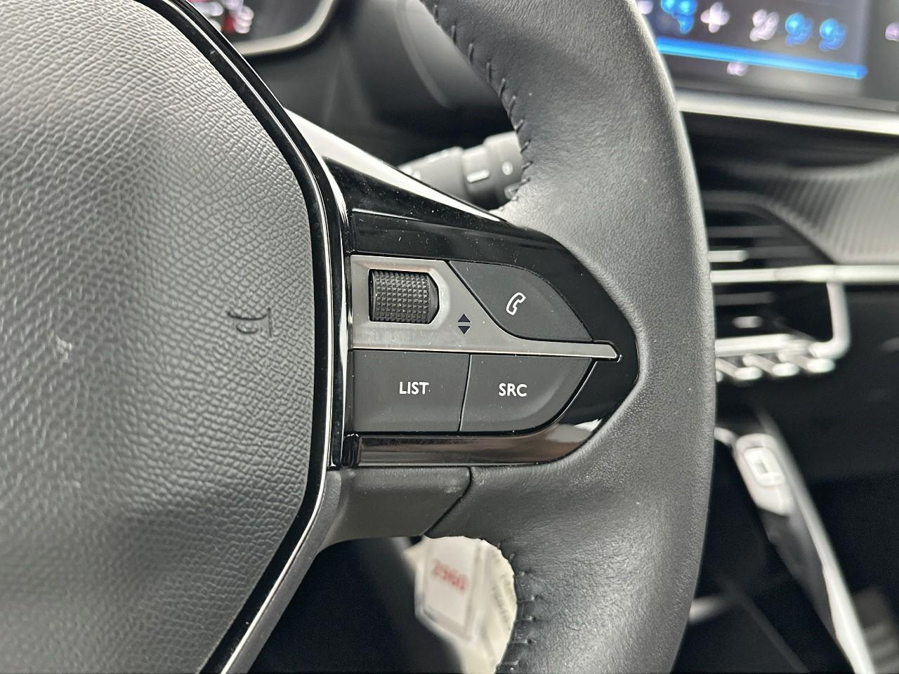 Peugeot 208 puretech 100 s&s bvm6 active pack — photo 19