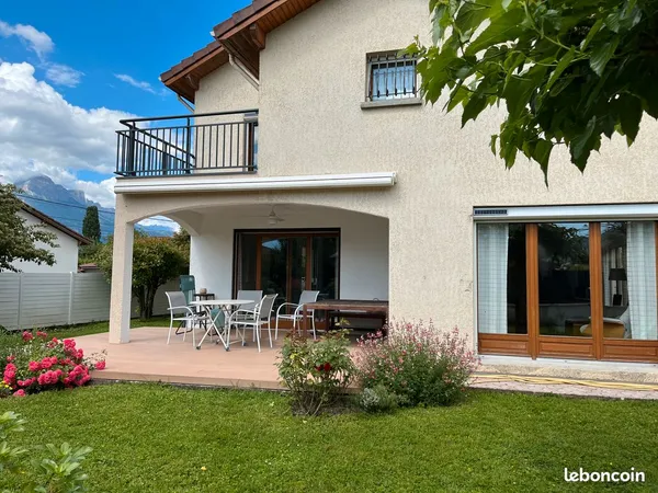 Particulier vend maison au Versoud