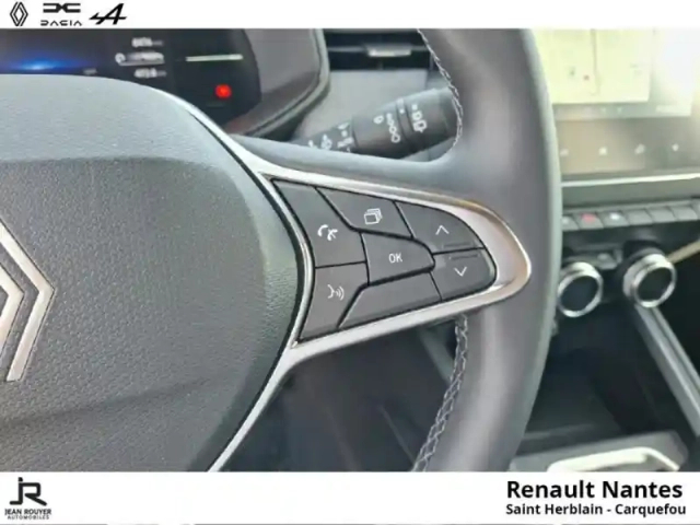 Renault Clio 1.0 tce 90ch techno - 25 — photo 14