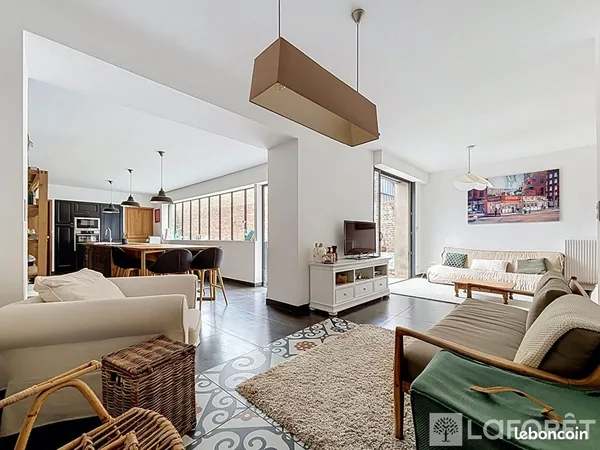Maison 7 pièces 183 m²