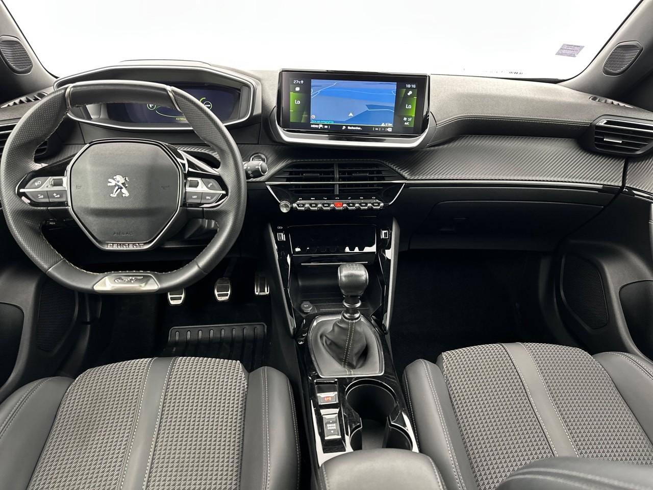 Peugeot 2008 puretech 130 s&s bvm6 gt — photo 11