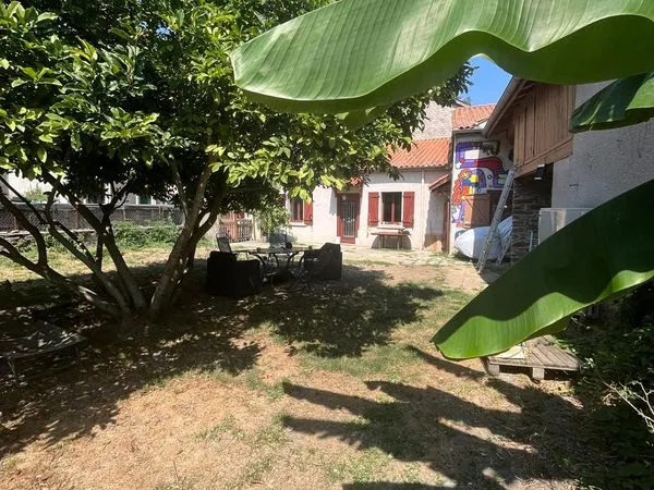 Colocation Maison privée avec jardin et atelier