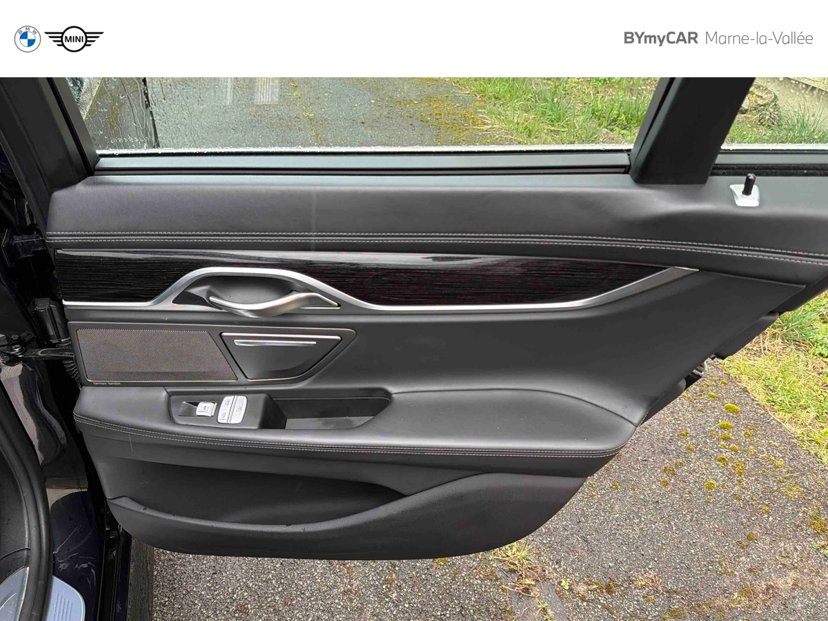 BMW 740e iPerformance 326 ch — photo 29