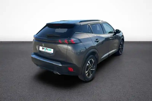 Peugeot 2008 puretech 130 s&amp;s eat8 — photo 6
