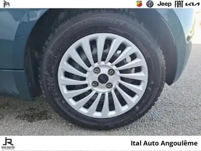 Fiat 500 e 118ch pack confort my23 — photo 11