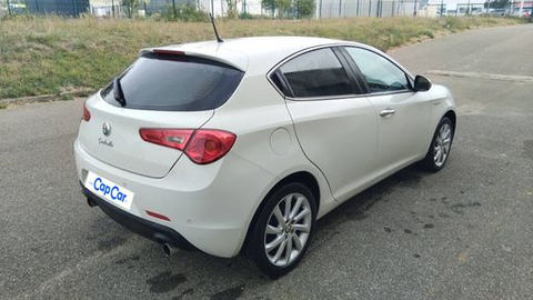Alfa Romeo Giulietta 2.0 JTDm 140 - Distinctive – 2012 – 121144 km – Diesel – Boîte Manuelle