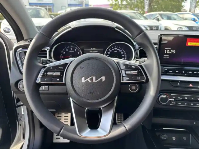 Kia Xceed 1.0 t-gdi 100 ch bvm6 — photo 22