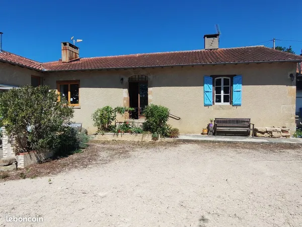 Maison de caractère avec vue sur Pyrénées 190m2
