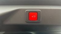 Peugeot 3008 1.2 Hybrid 145ch GT e-DCS6 — photo 32