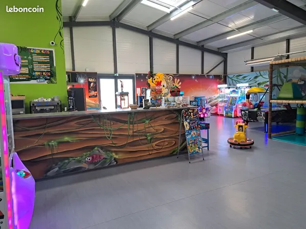Parc de loisirs indoor, snack , bar , restaurant