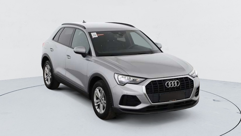 Audi Q3 — photo 12