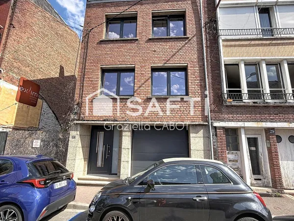 MAISON DE VILLE