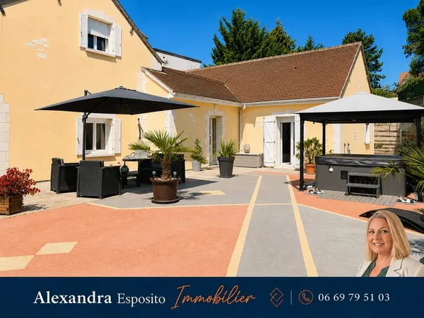 Maison 5 pièces 220 m²