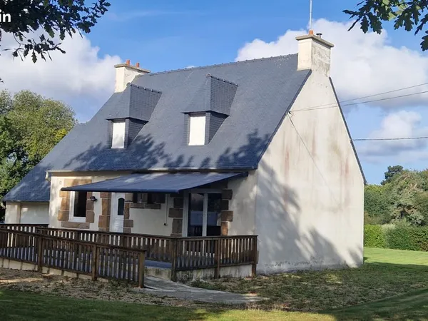 Maison traditionnelle - Lannion - 106 m² - Grand terrain 2000 m²