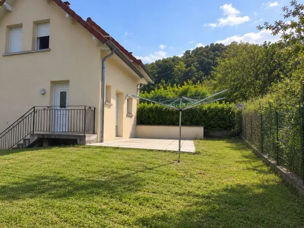 Maison lumineuse F2 bis - 3 pièces avec jardin & terrasse - Secteur calme et recherché
