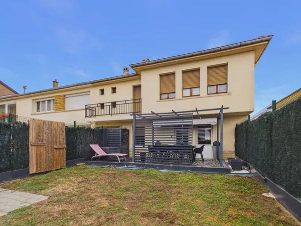 Appartement T3 avec terrasse et jardin Pouilly