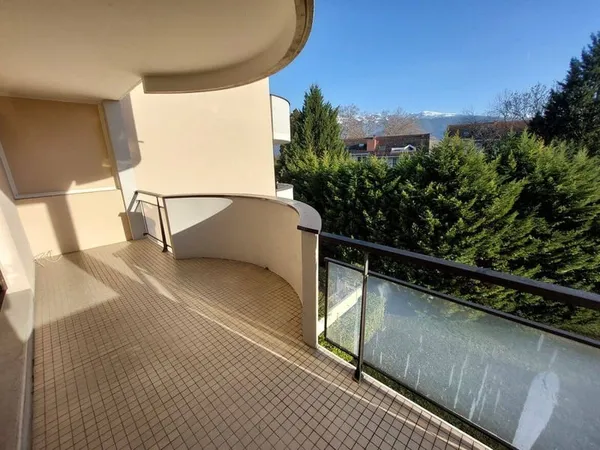 Appartement 3 pièces 96 m²