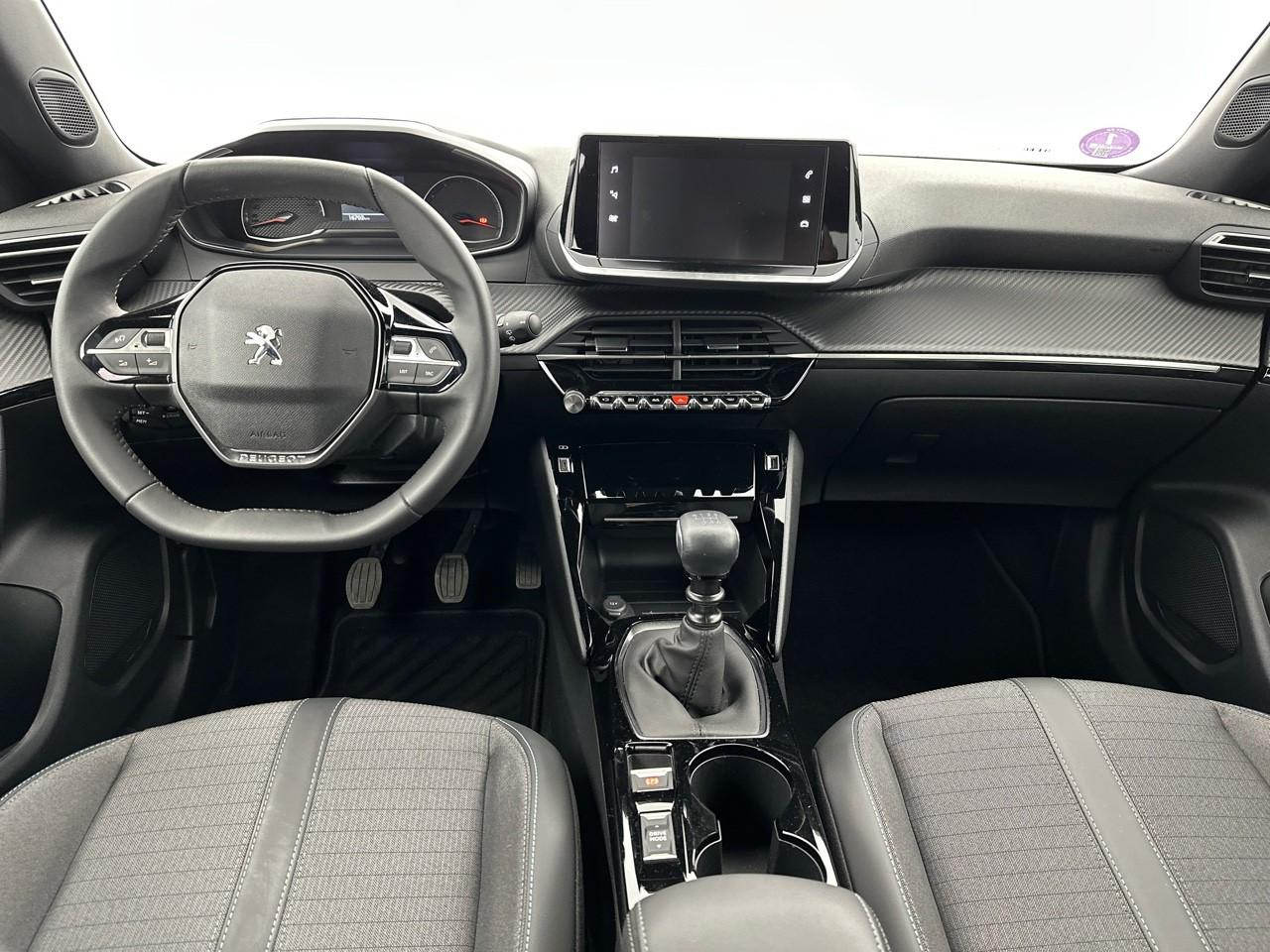 Peugeot 2008 puretech 100 s&s bvm6 allure — photo 11