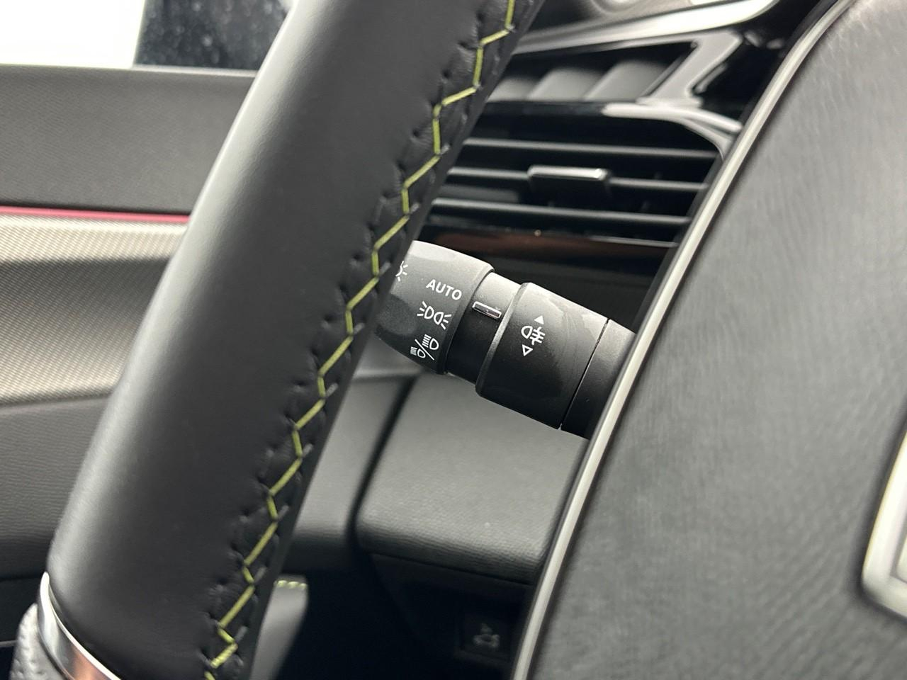Peugeot 408 hybrid 145 e-dcs6 gt — photo 19