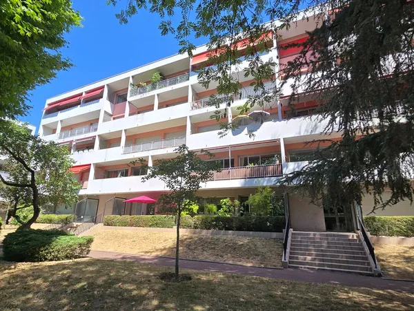 Appartement de 111m2 à louer sur Garches
