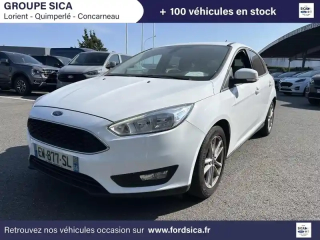 Ford Focus 1.0 ecoboost 125ch stop&amp;start titanium — photo 1