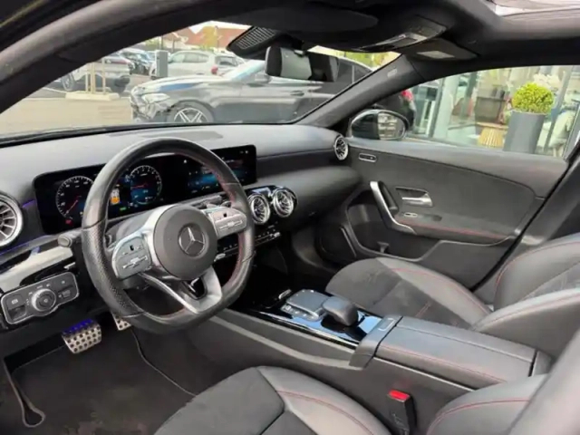 Mercedes Classe A 250 e berline amg line — photo 33