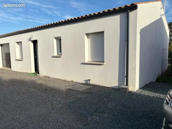 Maison meublée à louer au Breuil Magné