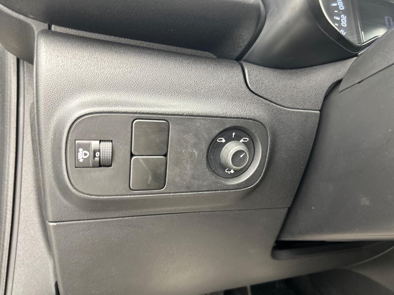 Citroën C3 bluehdi 100 bvm6 you — photo 24