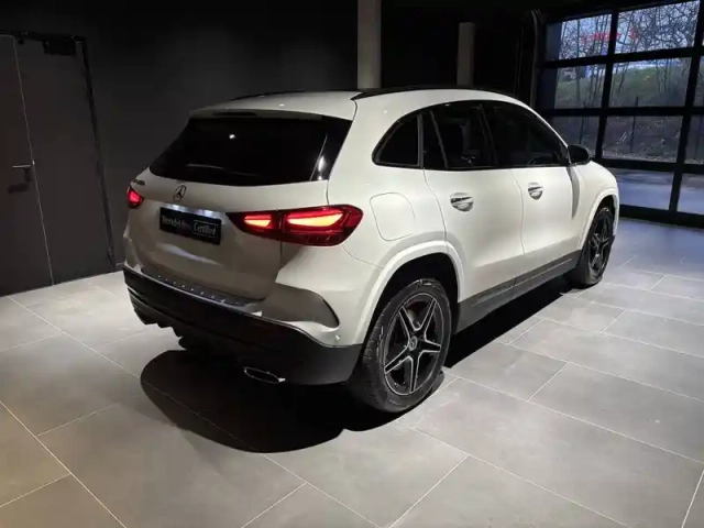 Mercedes Gla 250 e hybrid eq 8g-dct — photo 22