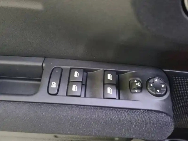 Citroën C3 Aircross puretech 130 s&amp;s eat6 — photo 55