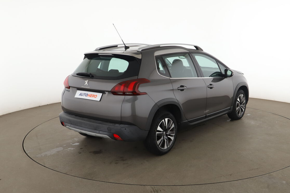 Peugeot 2008 1.6 Blue-HDi Allure — photo 5